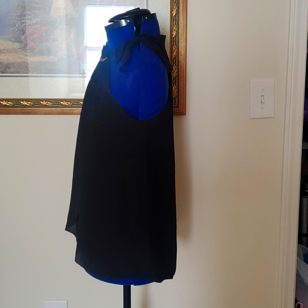 Fancy black top - Picture 3 of 5